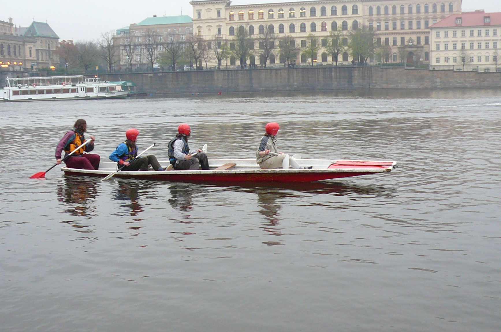 CAL 2008 04 Studna jez za vecera septa 06